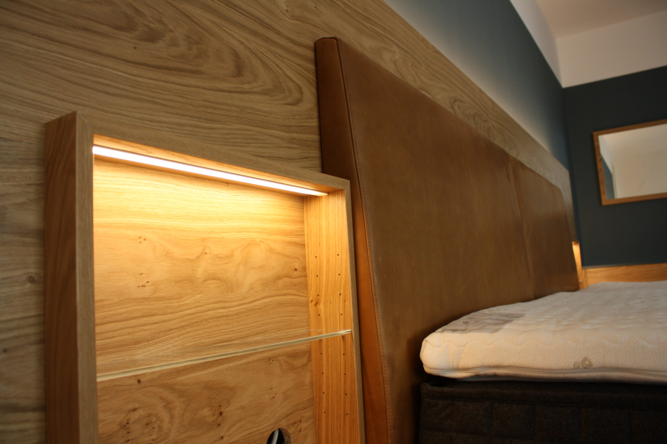 Schlafzimmer in Asteiche, Sattelleder + Woodspring – Bild 7