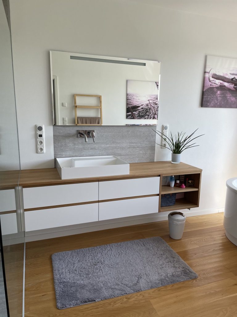 Waschtisch in Weiß und Eiche – Bild 2