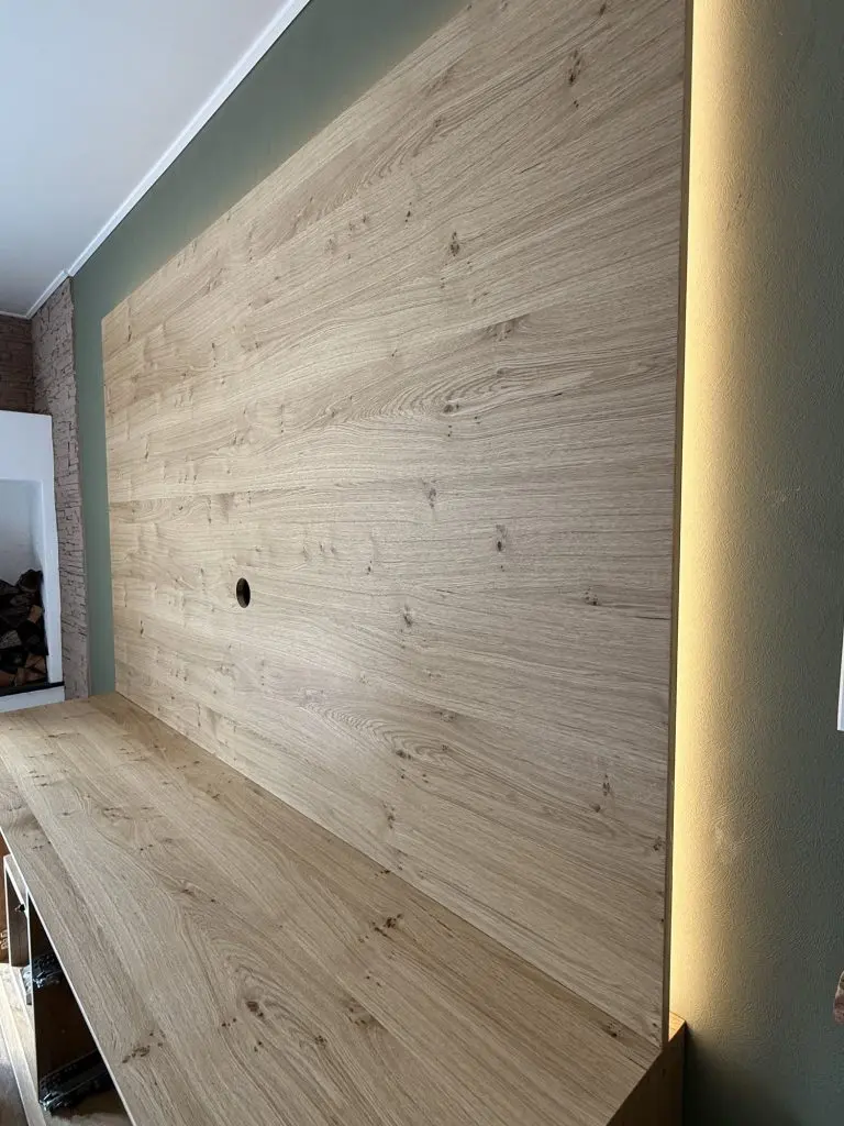 TV-Wand aus Eiche mit Lowboard – Bild 3